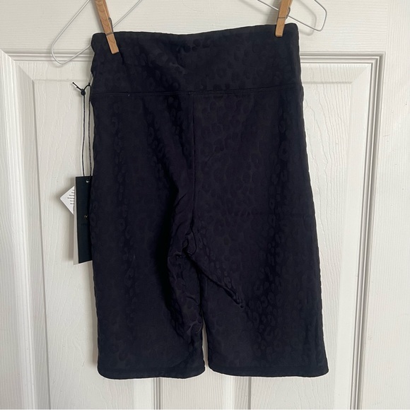 Mono B | LUXURIOUS 3D LEOPARD BIKER SHORTS - BLACK - Picture 3 of 8